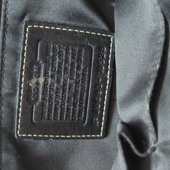 Couch purse. - Picture 5 of 7